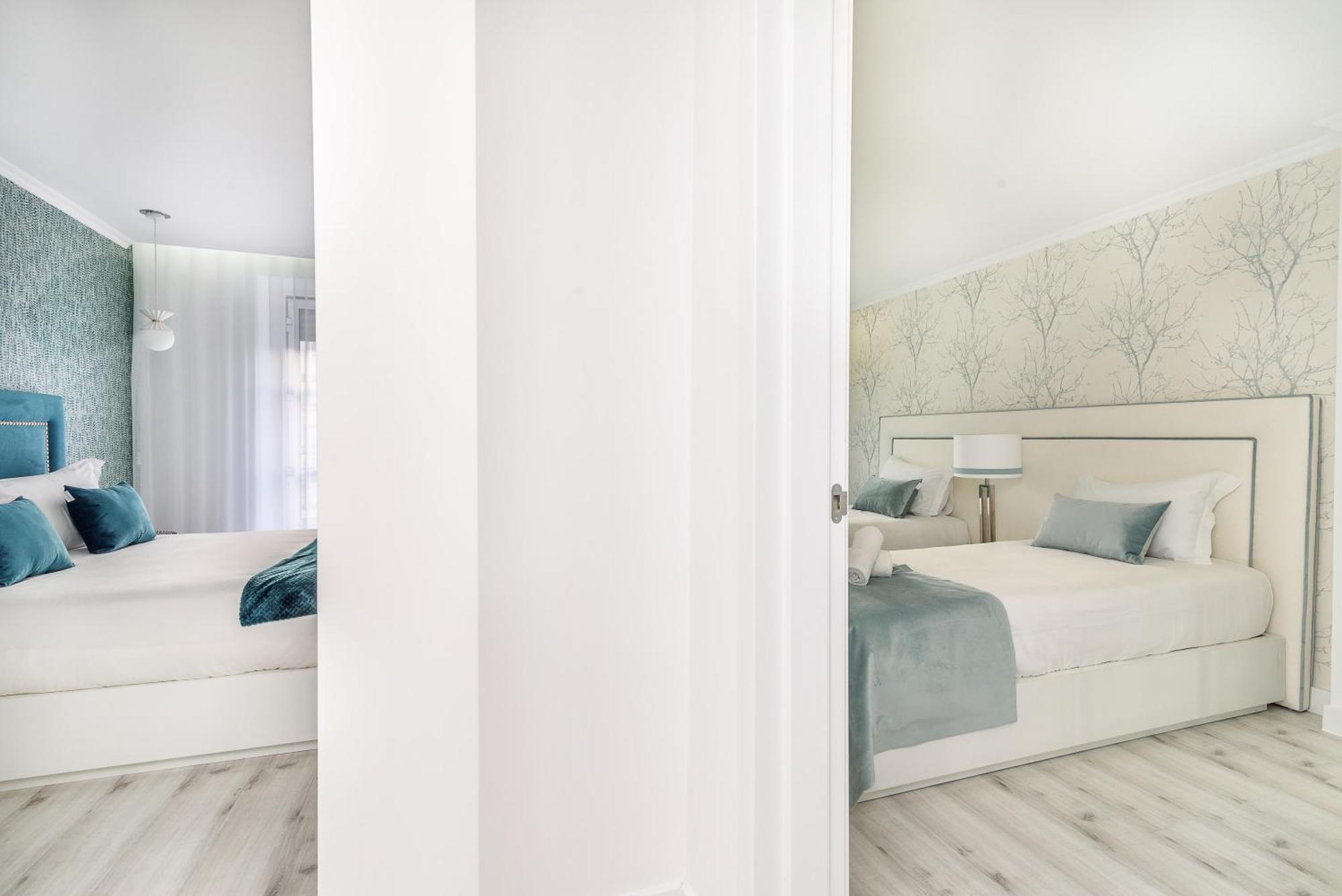 Whome City Chic Escape: Your Stylish Haven In Downtown Lisbon Exterior photo